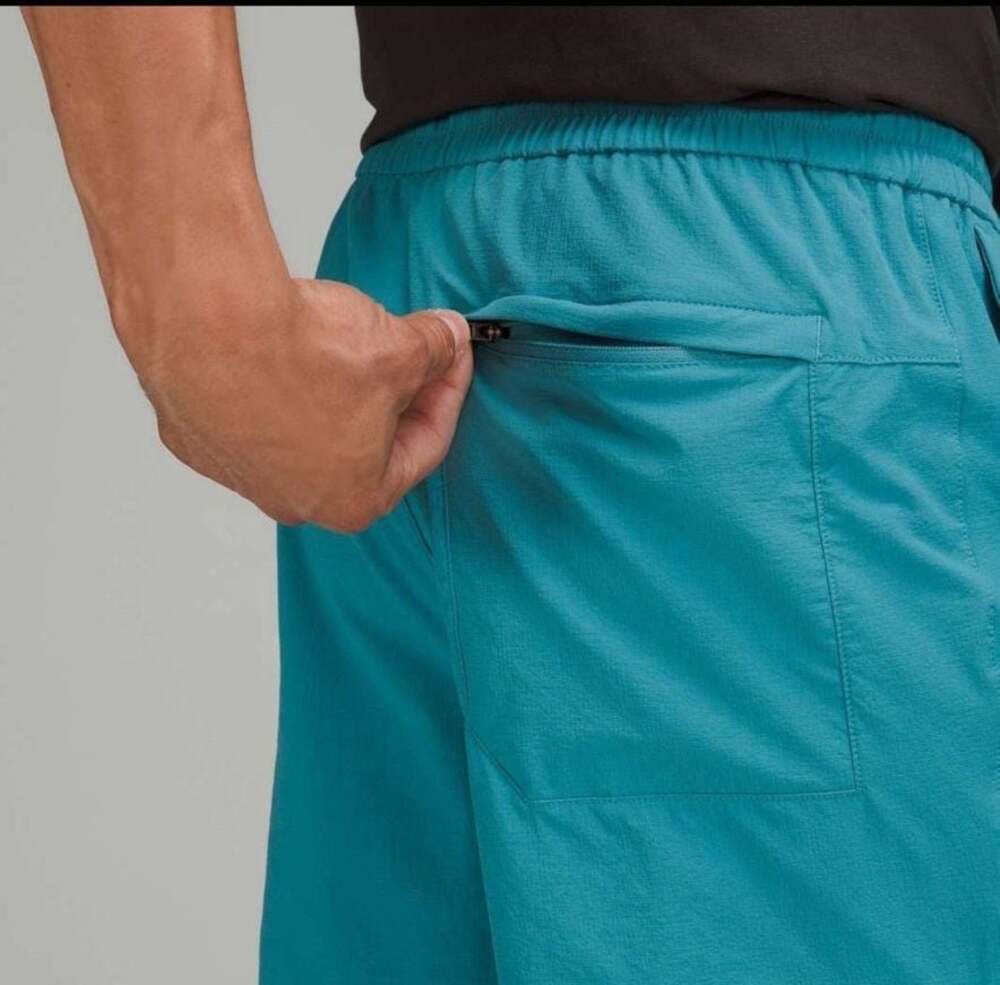 Lululemon Bowline Short 5" in Teal - Picture 3 of 6
